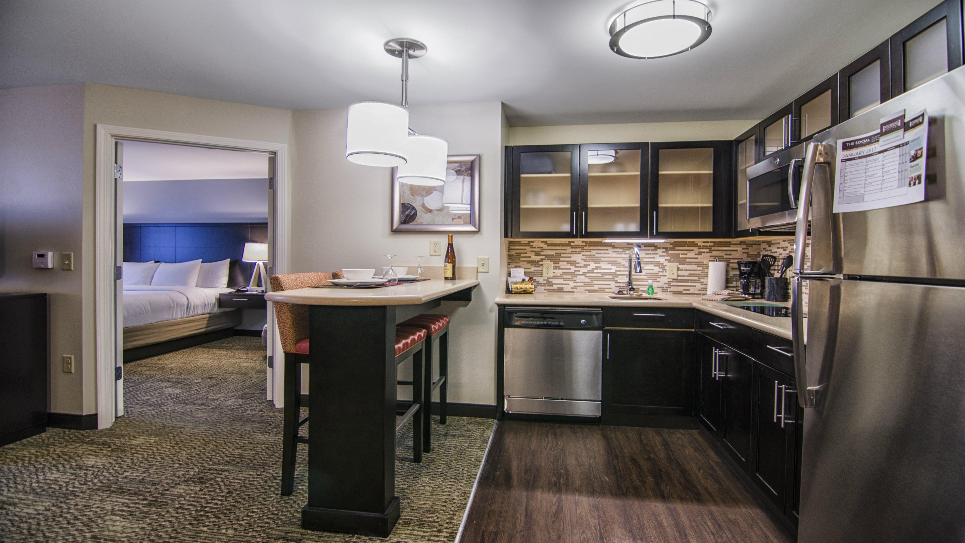 Staybridge Suites Marquette By Ihg Bagian luar foto