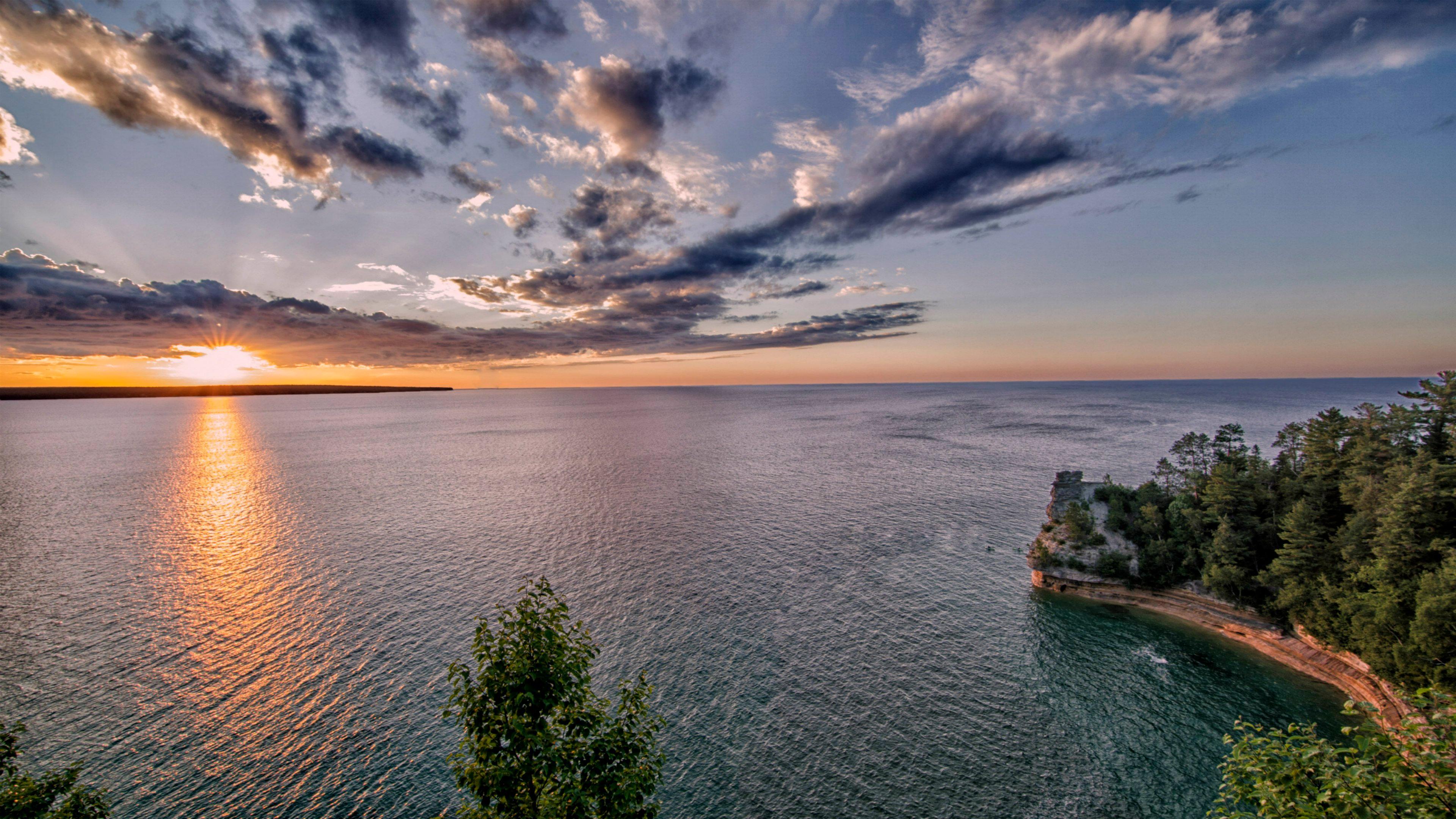 Staybridge Suites Marquette By Ihg Bagian luar foto